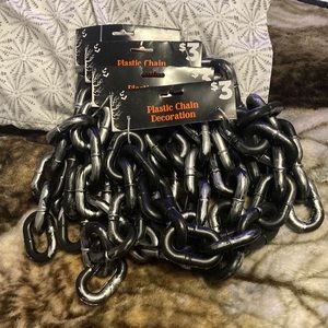 Plastic Chain Decoration